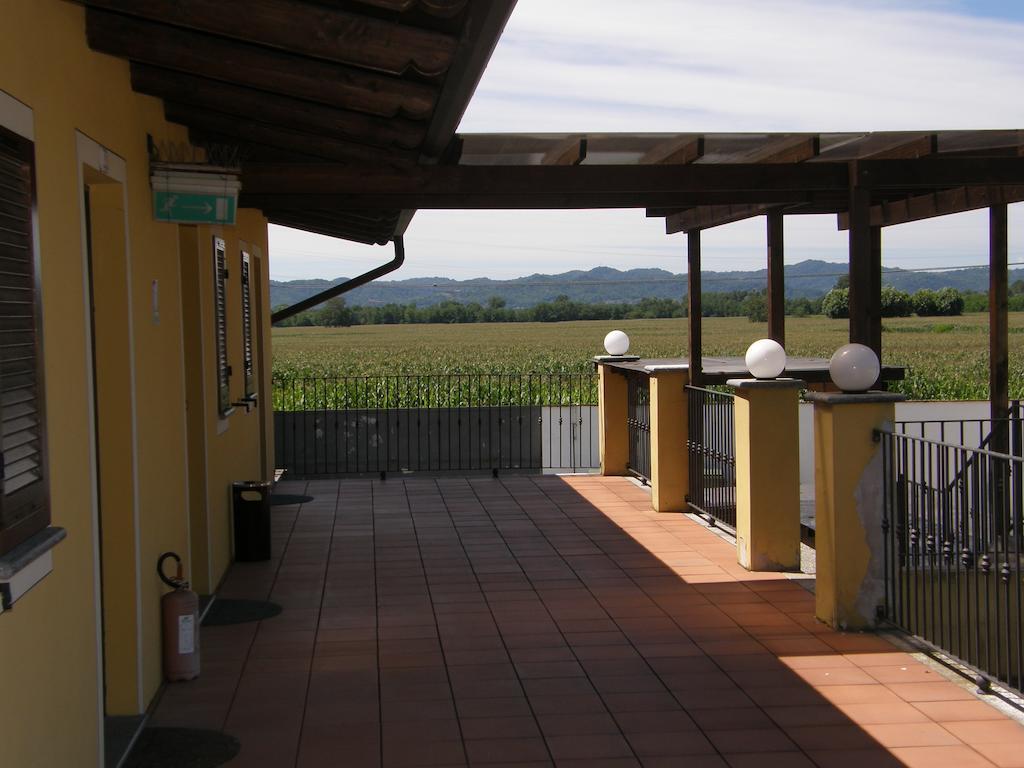 Agriturismo Greppi Crescentino Δωμάτιο φωτογραφία